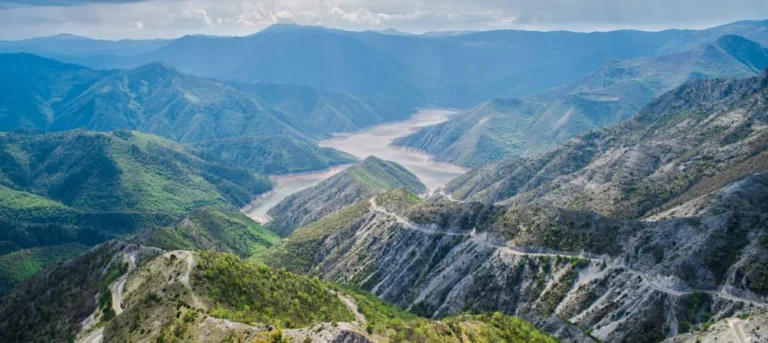 Lake Tour View Point Webp